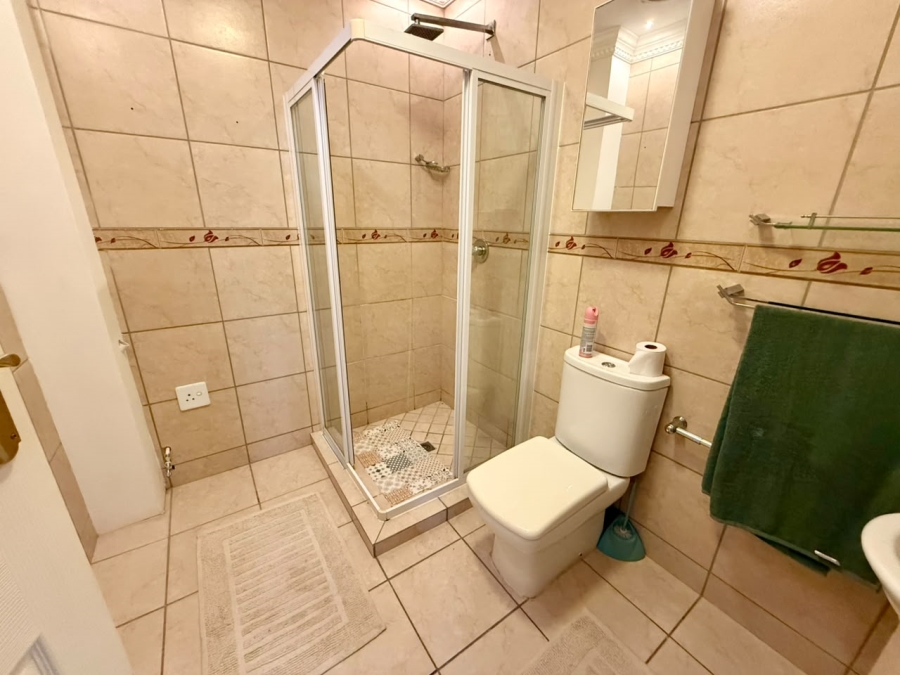 2 Bedroom Property for Sale in Mykonos Western Cape